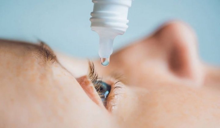 Kháng sinh trị đau mắt đỏ: Nên và không nên dùng loại nào?