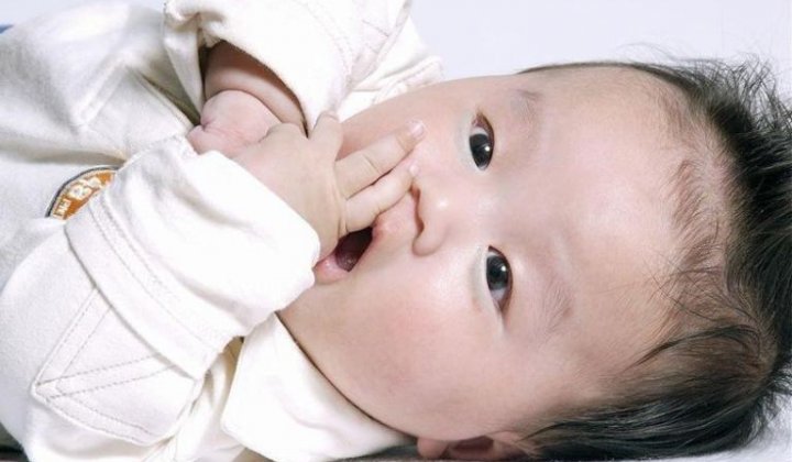 Trẻ bị thâm quầng mắt là bệnh gì? Nguyên nhân, cách điều trị