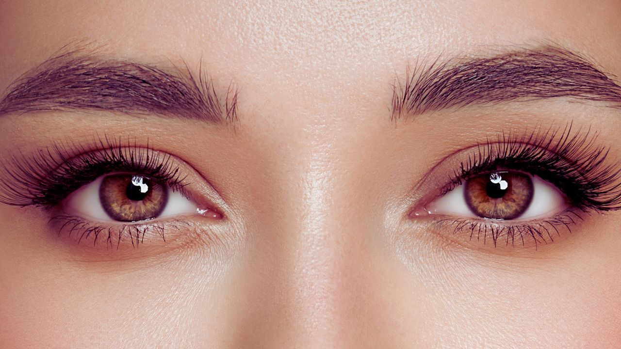 Những ti&ecirc;u chuẩn về đ&ocirc;i mắt đẹp ở hiện tại